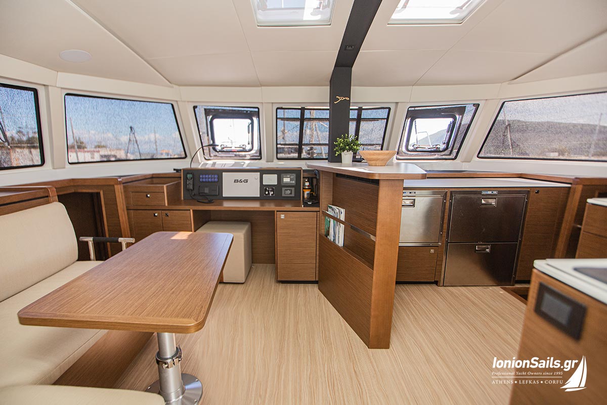 ionionsails.com - charter Nautitech 44, Seabird, catamaran