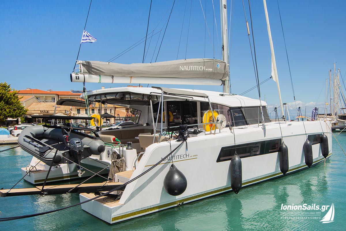 ionionsails.com - charter Nautitech 44, Seabird, catamaran