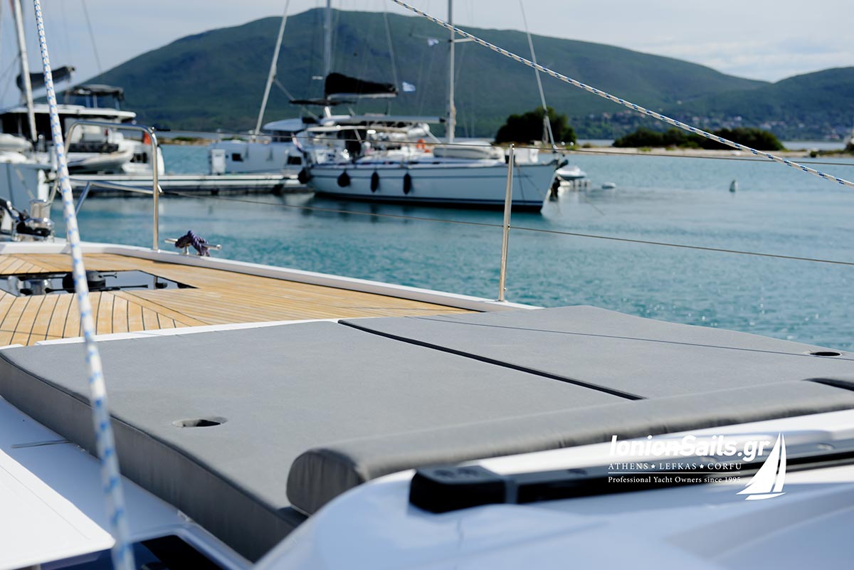 ionionsails.com - charter Bavaria C57, Friends, monohull