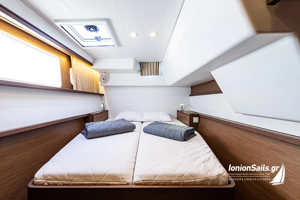 ionionsails.com - charter Lagoon 450 F, Wander, catamaran